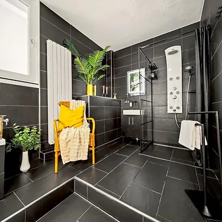 Appartamento Shiny Loft Fuer Bis Zu14, Sauna, Billardtisch, 3 Badezimmer