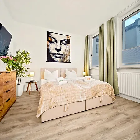 Shiny Loft Fuer Bis Zu14, Sauna, Billardtisch, 3 Badezimmer * Norimberga