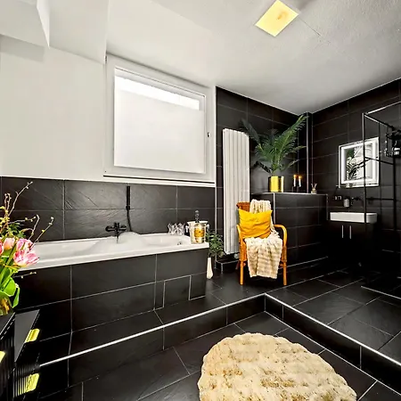 Appartamento Shiny Loft Fuer Bis Zu14, Sauna, Billardtisch, 3 Badezimmer *