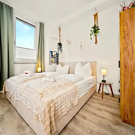 Shiny Loft Fuer Bis Zu14, Sauna, Billardtisch, 3 Badezimmer Appartamento *