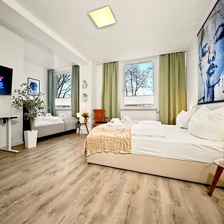 Shiny Loft Fuer Bis Zu14, Sauna, Billardtisch, 3 Badezimmer Appartamento