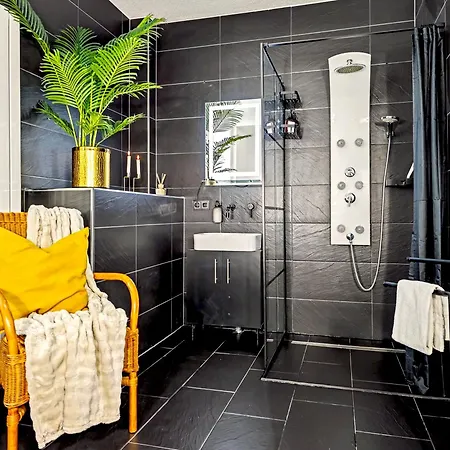 Shiny Loft Fuer Bis Zu14, Sauna, Billardtisch, 3 Badezimmer Appartamento *