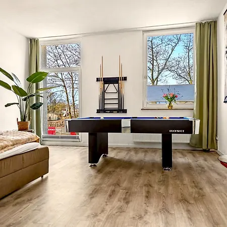 Shiny Loft Fuer Bis Zu14, Sauna, Billardtisch, 3 Badezimmer * Norimberga