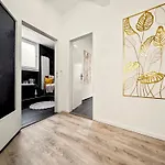 Shiny Loft Für Bis Zu14, Sauna, Billardtisch, 3 Badezimmer *