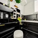 Shiny Loft Für Bis Zu14, Sauna, Billardtisch, 3 Badezimmer Núremberg