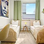 Apartamento Shiny Loft Für Bis Zu14, Sauna, Billardtisch, 3 Badezimmer *