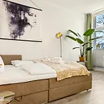 Shiny Loft Für Bis Zu14, Sauna, Billardtisch, 3 Badezimmer * Núremberg