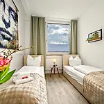 Apartamento Shiny Loft Für Bis Zu14, Sauna, Billardtisch, 3 Badezimmer