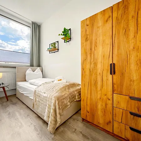 Shiny Loft Fuer Bis Zu14, Sauna, Billardtisch, 3 Badezimmer * ニュルンベルク